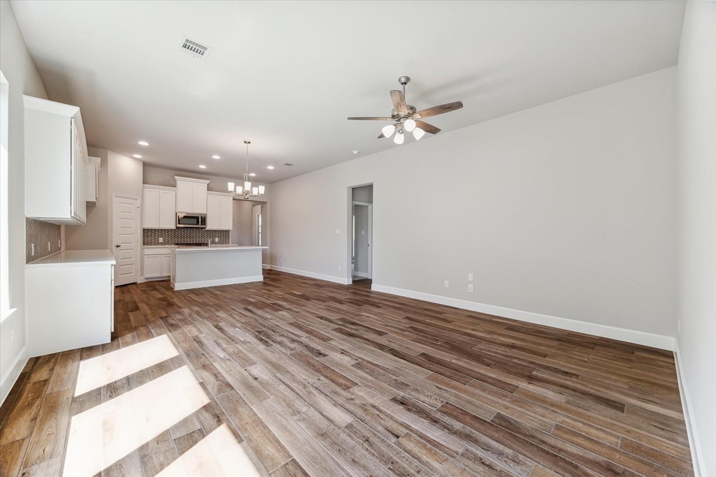 1309 Wicklow Forest Street - Photo 3