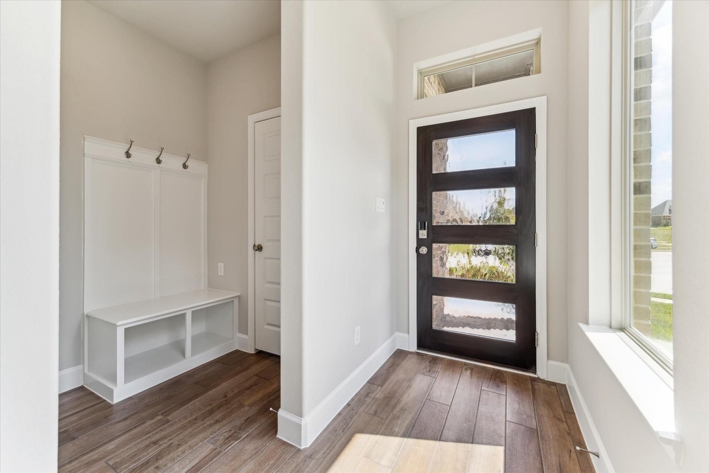 1309 Wicklow Forest Street - Photo 2