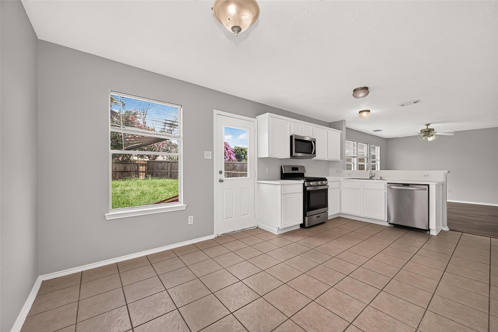 19451 Nasworthy Drive - Photo 20