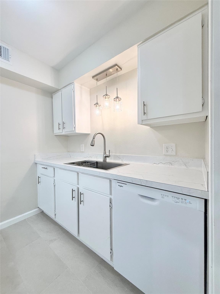 130 Oyster Creek Drive - Photo 9