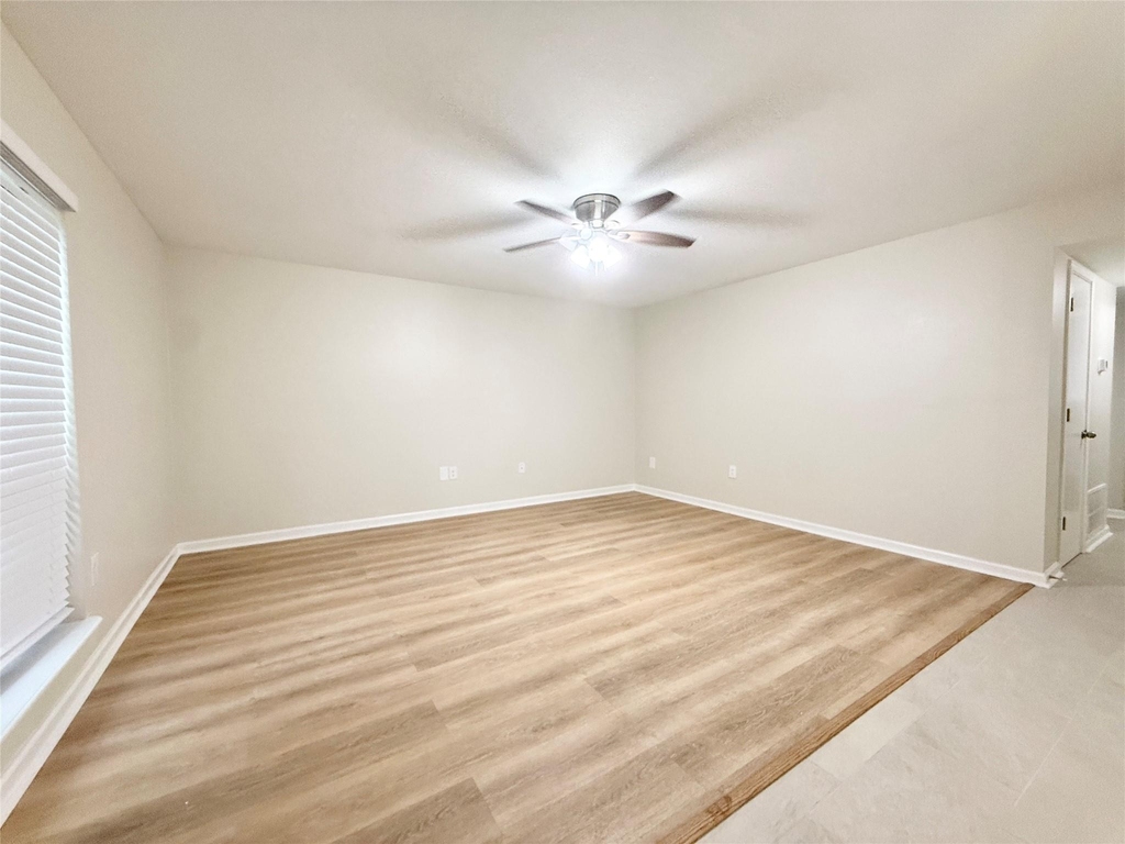 130 Oyster Creek Drive - Photo 3