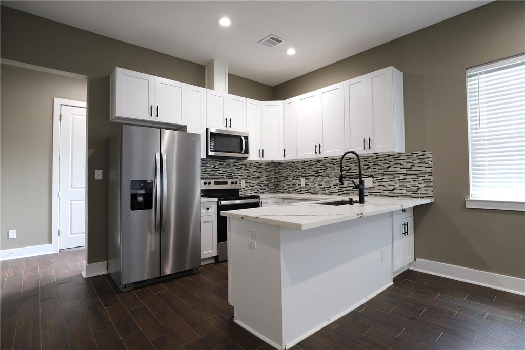 4422 Phlox Street - Photo 7