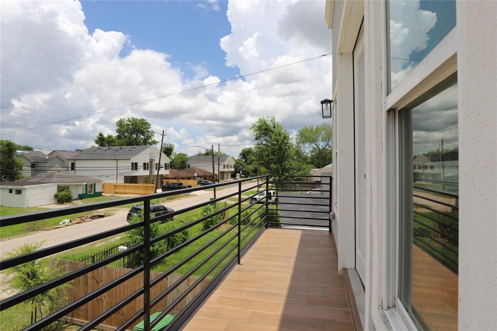 4422 Phlox Street - Photo 29