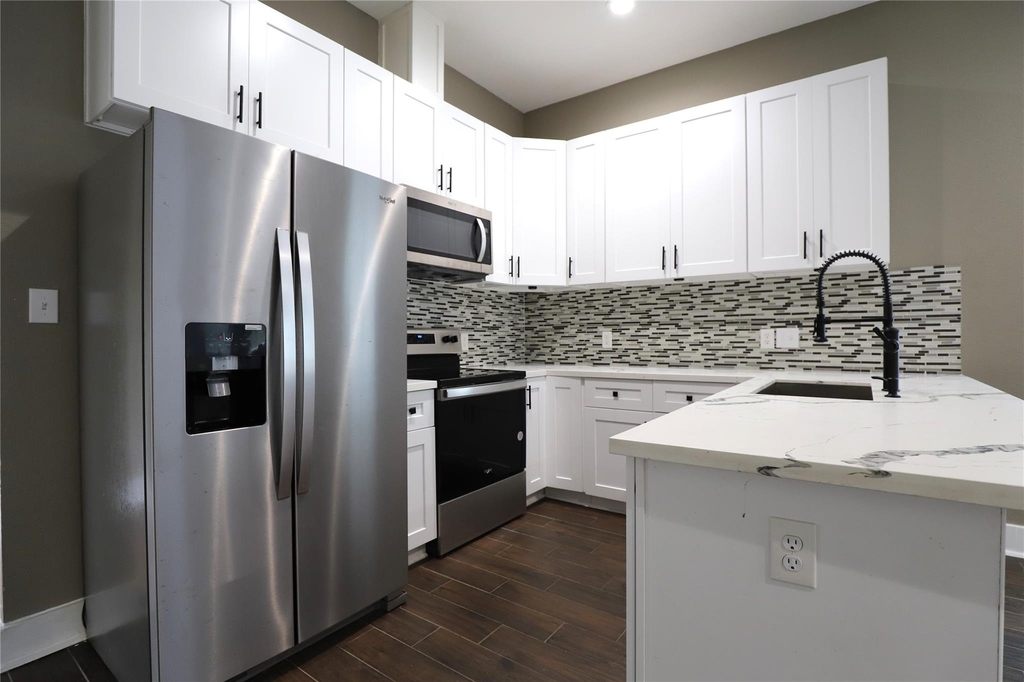 4422 Phlox Street - Photo 6