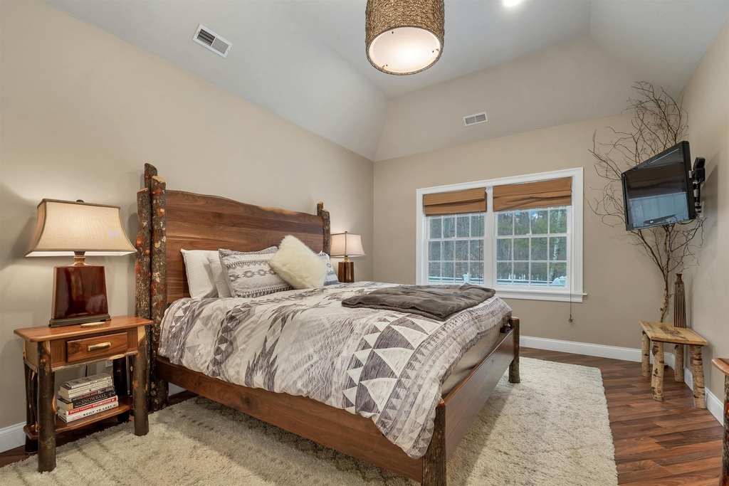 41 Regis - Photo 20