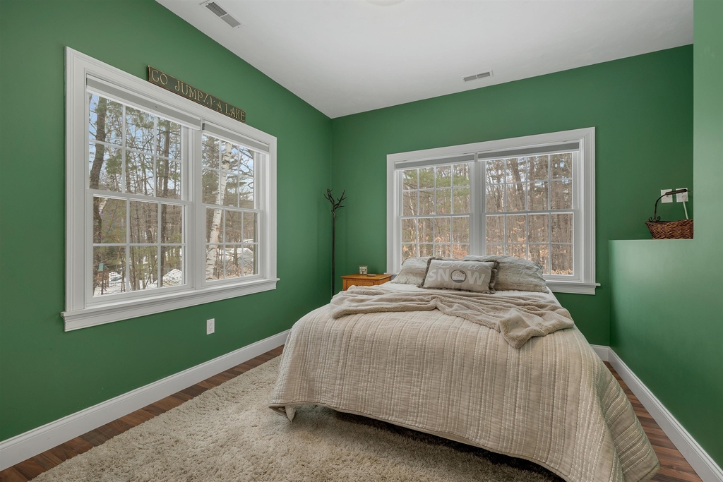 41 Regis - Photo 27