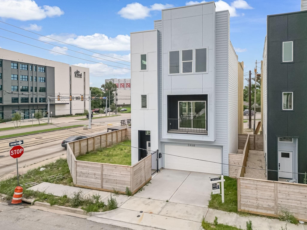 3468 Bremond Street - Photo 0