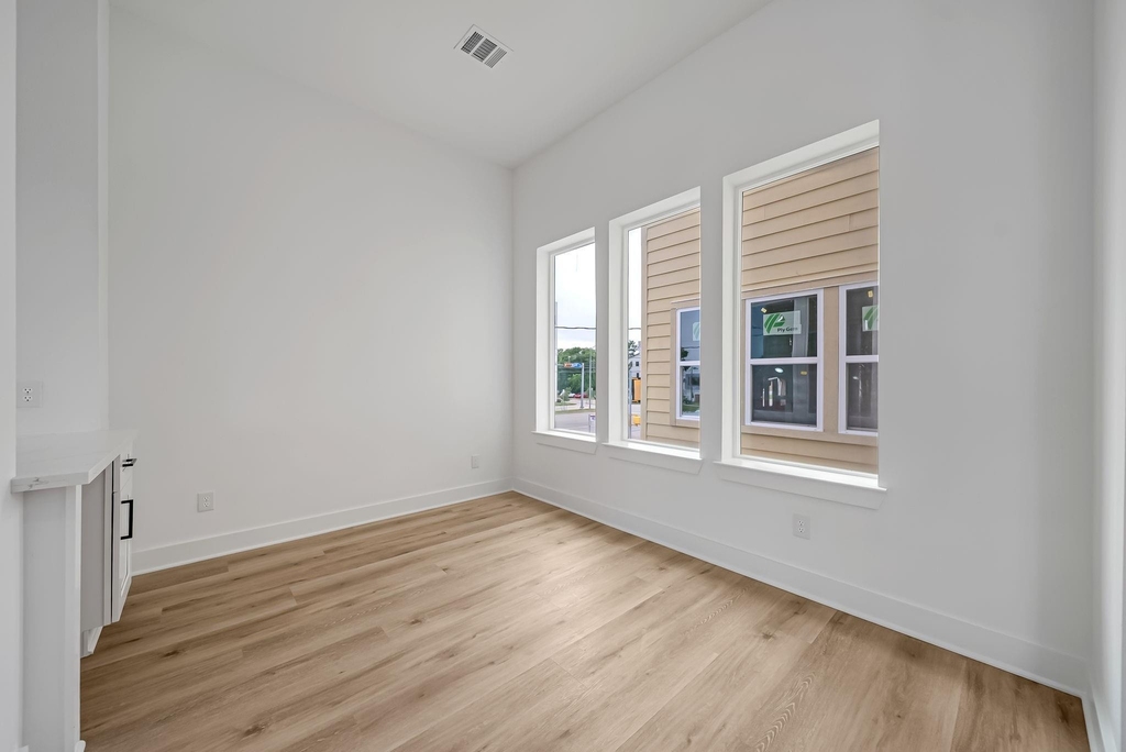 3468 Bremond Street - Photo 4