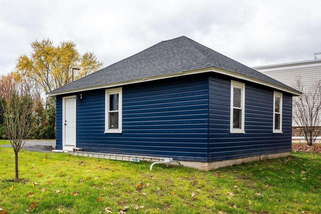 815 Central - Photo 40