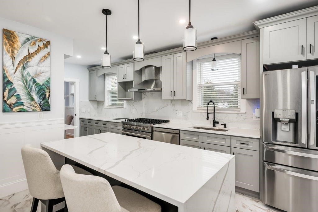 815 Central - Photo 4