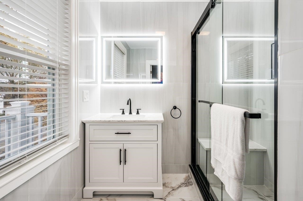 815 Central - Photo 37