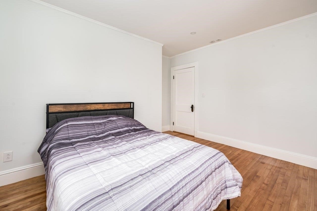 815 Central - Photo 32