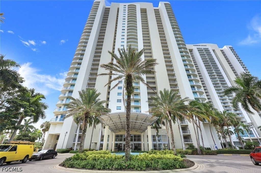 3000 Oasis Grand Boulevard - Photo 0