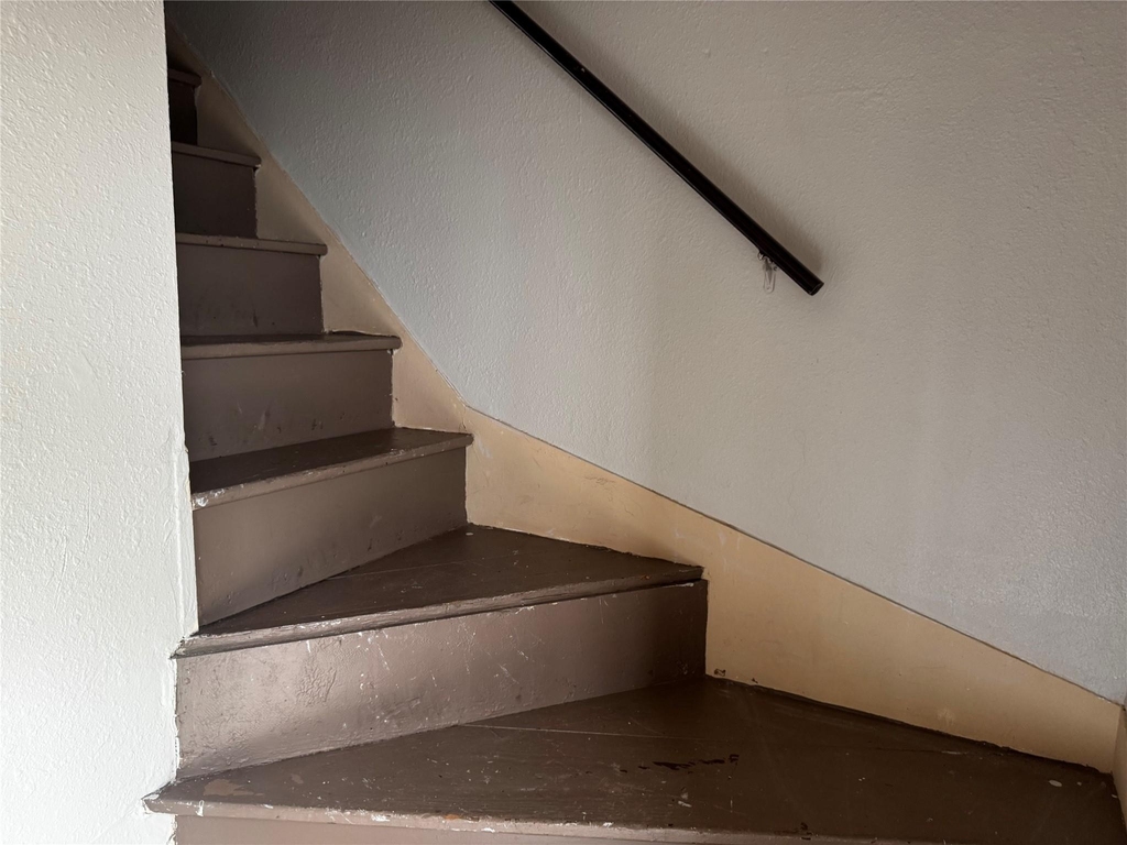 4510 La Branch Street - Photo 5