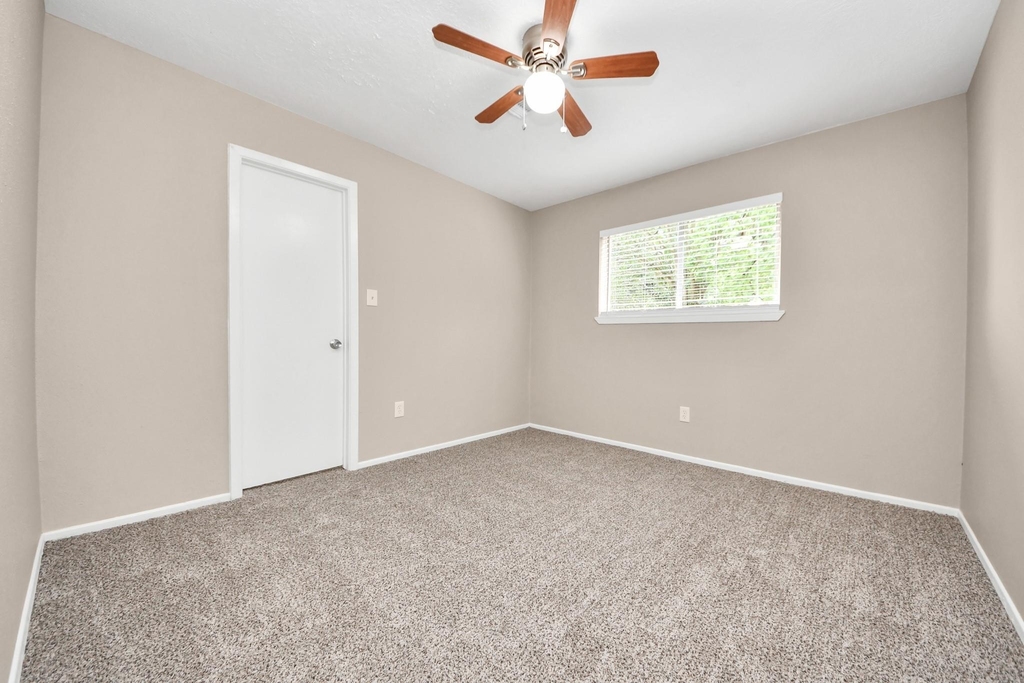 6603 Brookgate Drive - Photo 17
