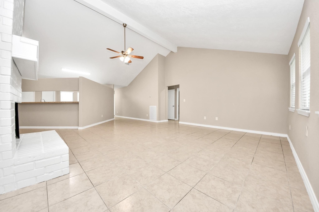 6603 Brookgate Drive - Photo 4