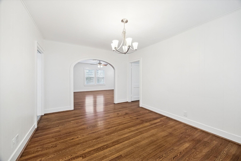 1937 W Mckinney Street - Photo 5