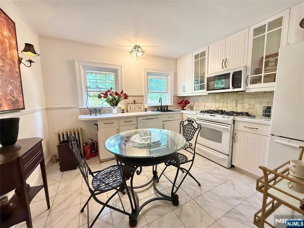 76 Elm - Photo 6