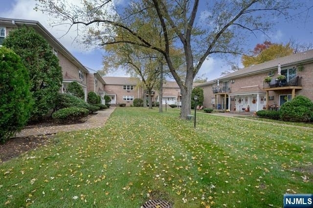 636 Godwin - Photo 1