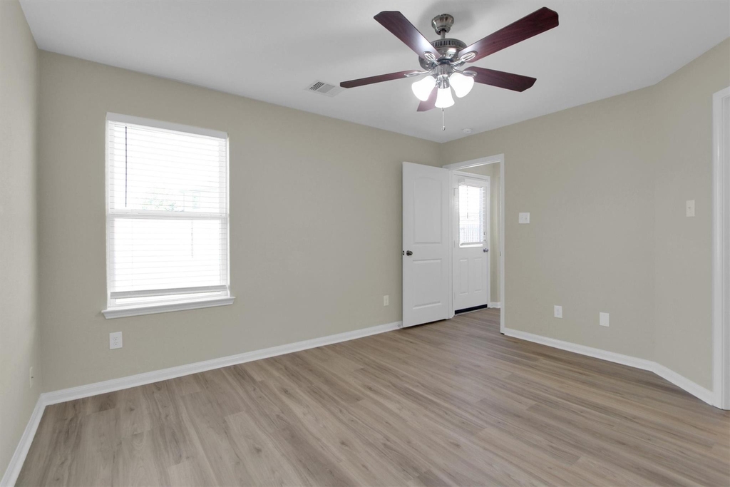 12302 Wavecrest Road - Photo 21