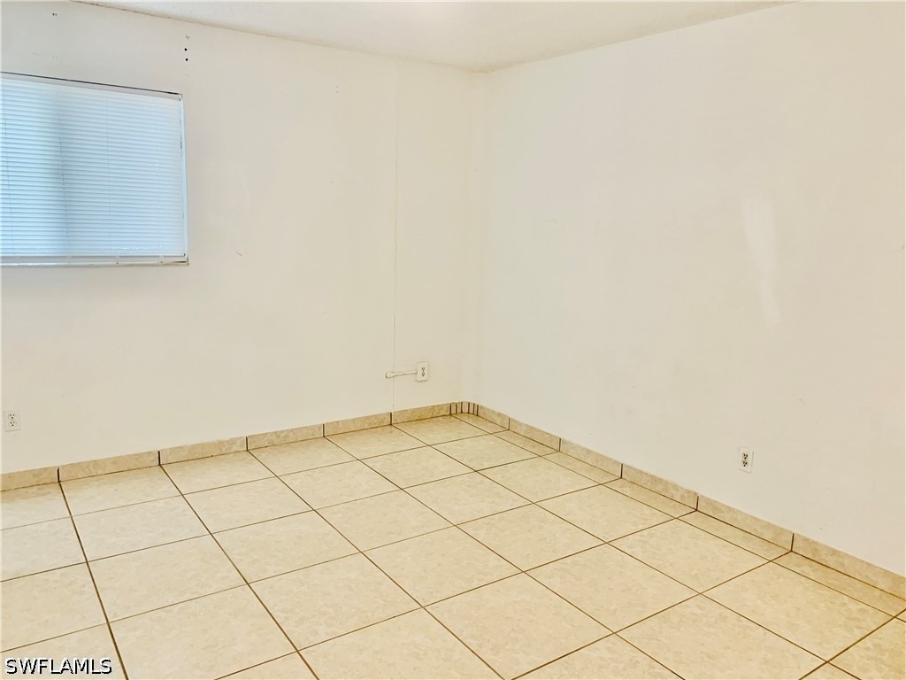 826 Wiggins Pass Road - Photo 8