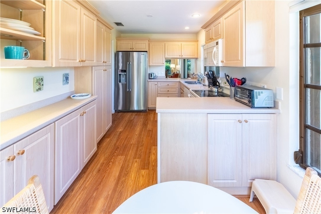 522 Beachwalk Circle - Photo 10