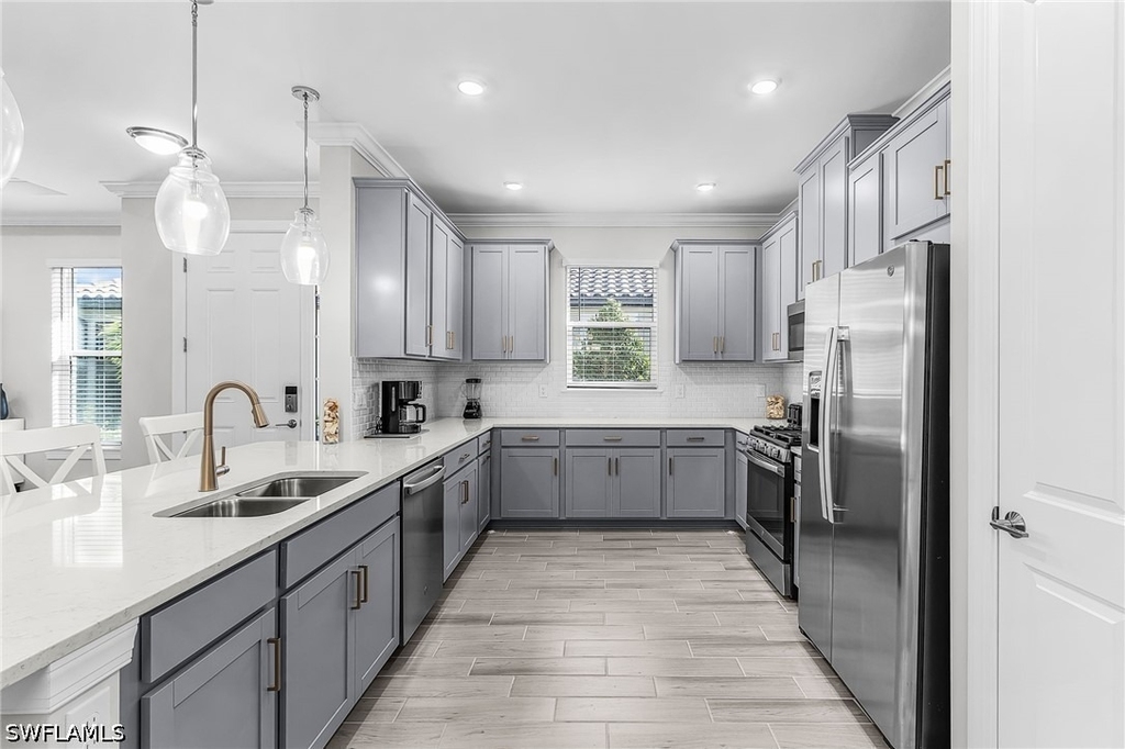 15561 Vittorio Street - Photo 3