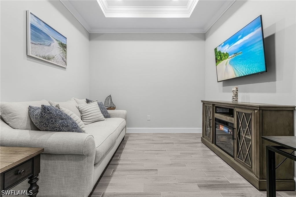 15561 Vittorio Street - Photo 7