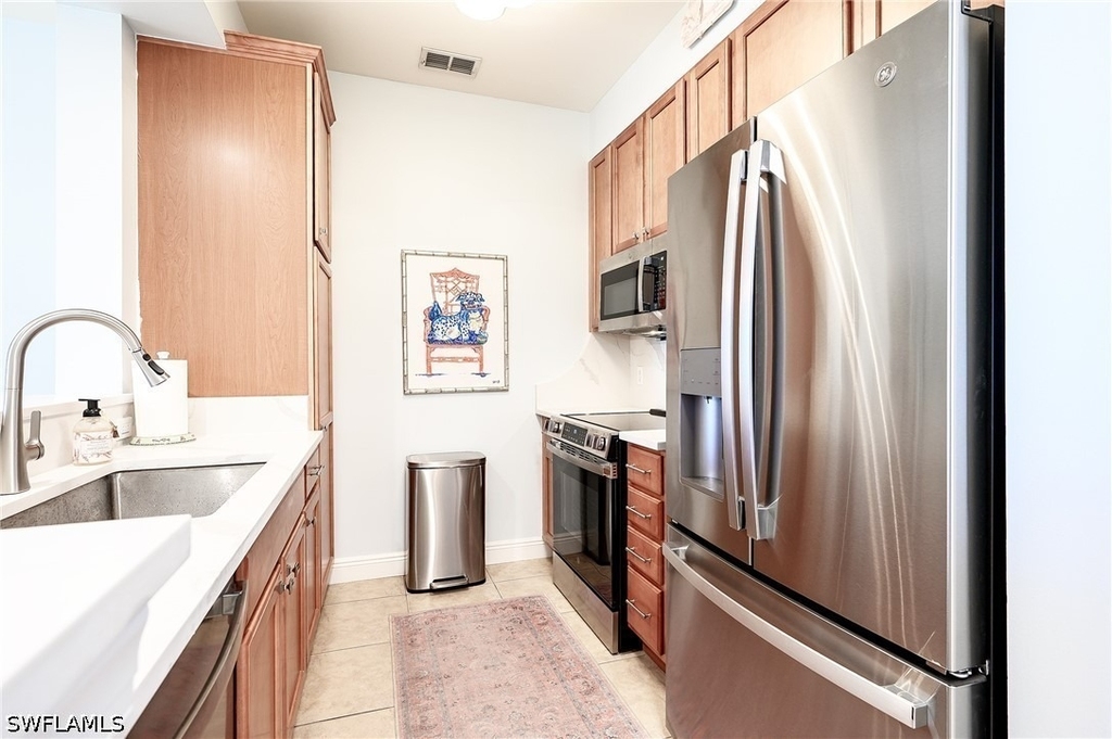 8010 Via Sardinia Way - Photo 9