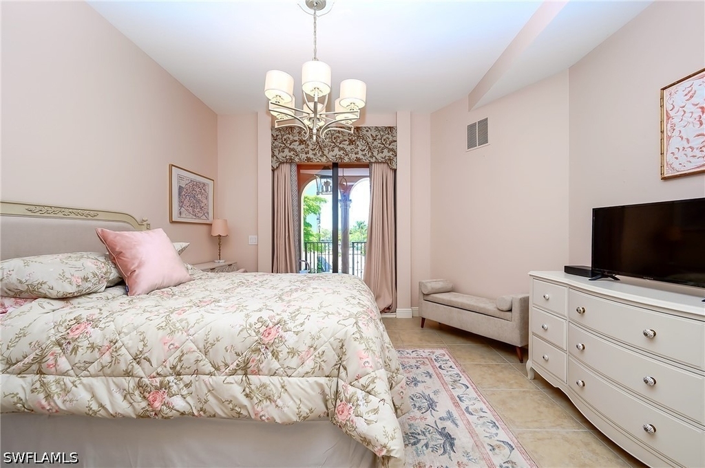 8010 Via Sardinia Way - Photo 14