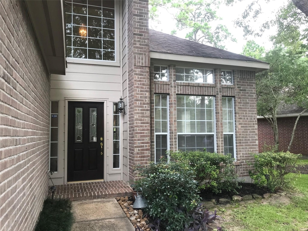 147 N Willow Point Circle - Photo 1