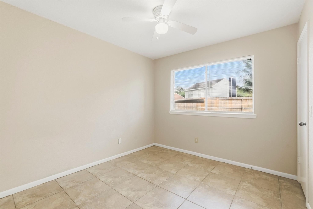 2658 Anthony Hay Lane - Photo 11