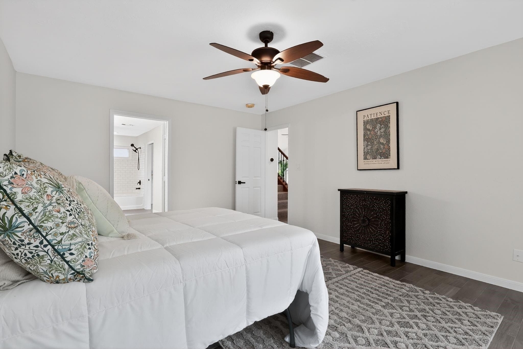 417 W Hillary Circle - Photo 32