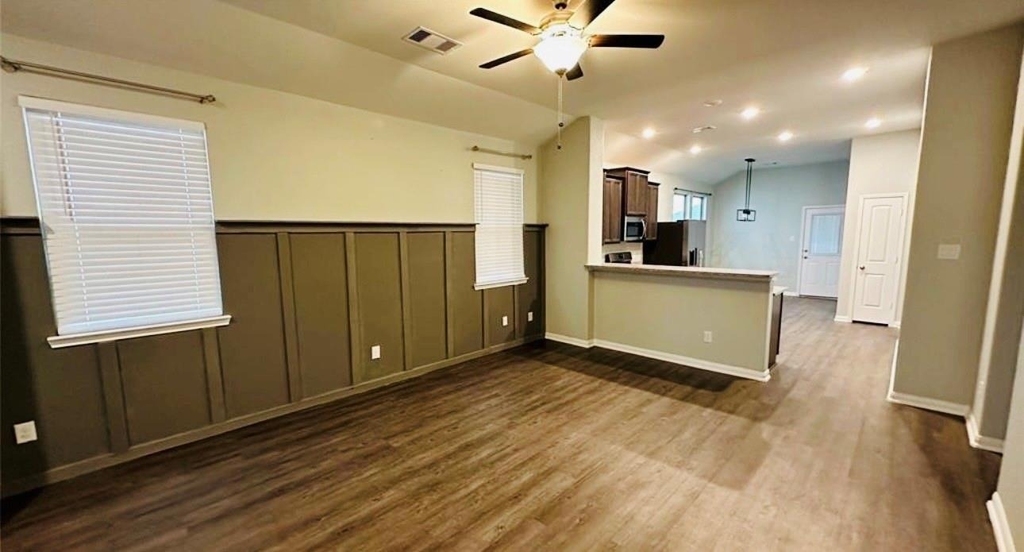 14223 Grand Hills Drive - Photo 3