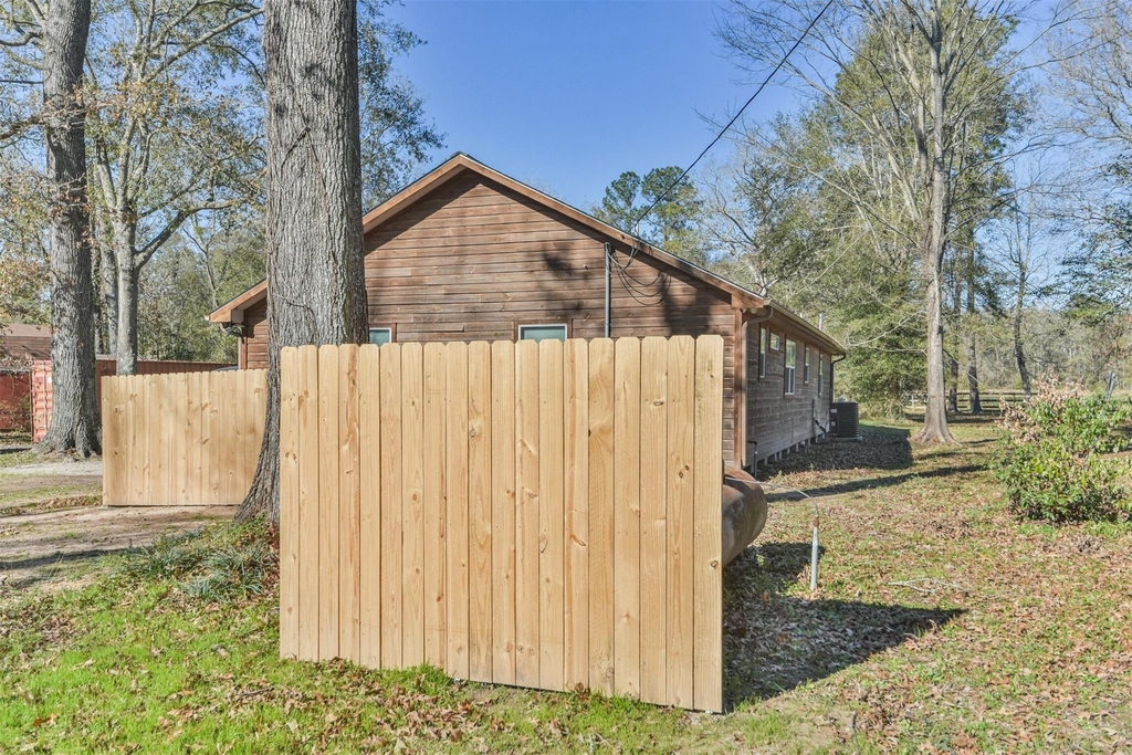 24237 Creekwood Drive - Photo 41