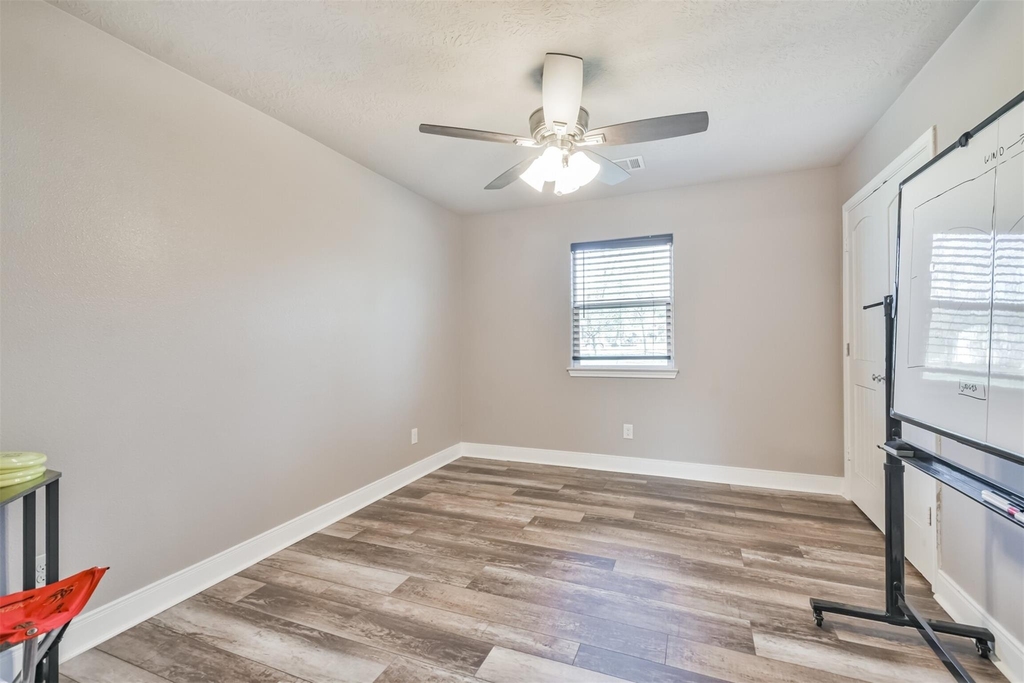 24237 Creekwood Drive - Photo 25