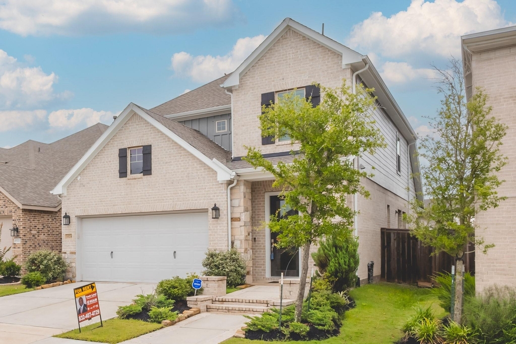 15218 Cortines Court - Photo 0
