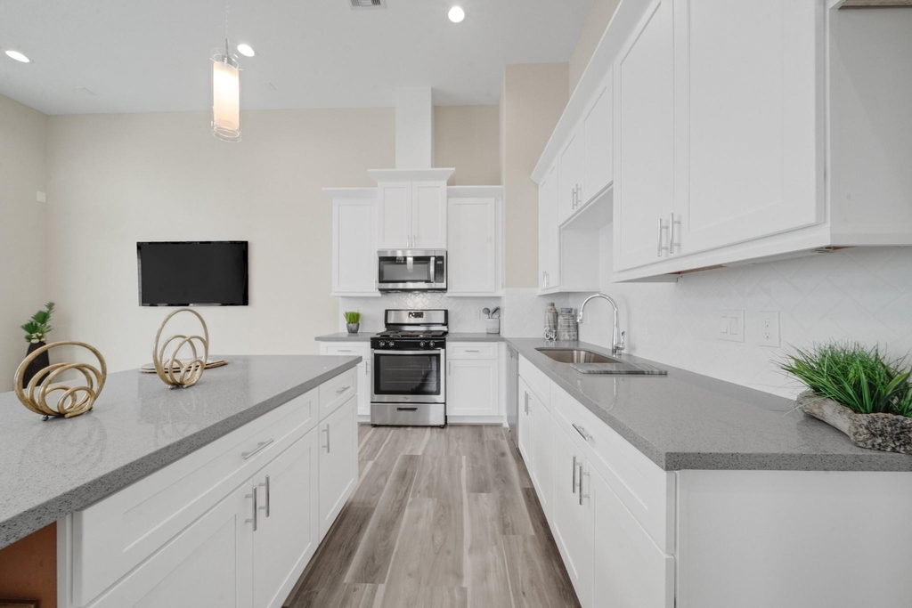 2502 W Tidwell Road - Photo 7