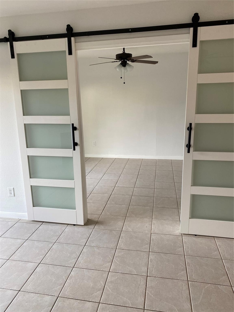 10075 Westpark Drive - Photo 2