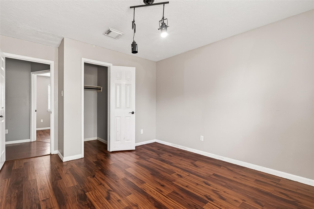 20211 Salzburg Lane - Photo 28