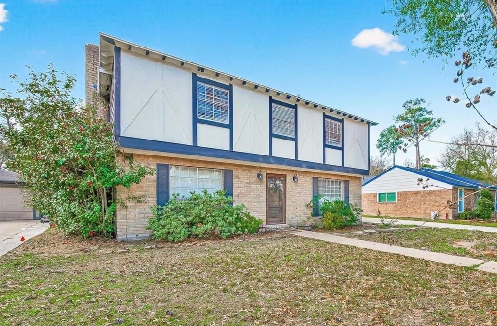 20211 Salzburg Lane - Photo 3