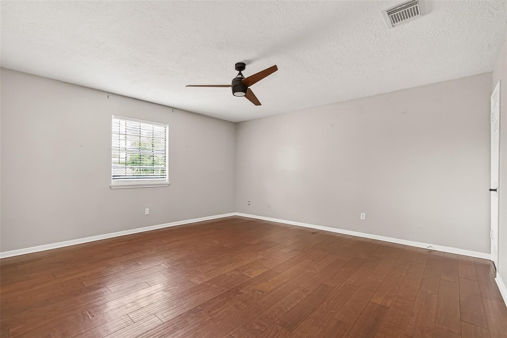 20211 Salzburg Lane - Photo 31