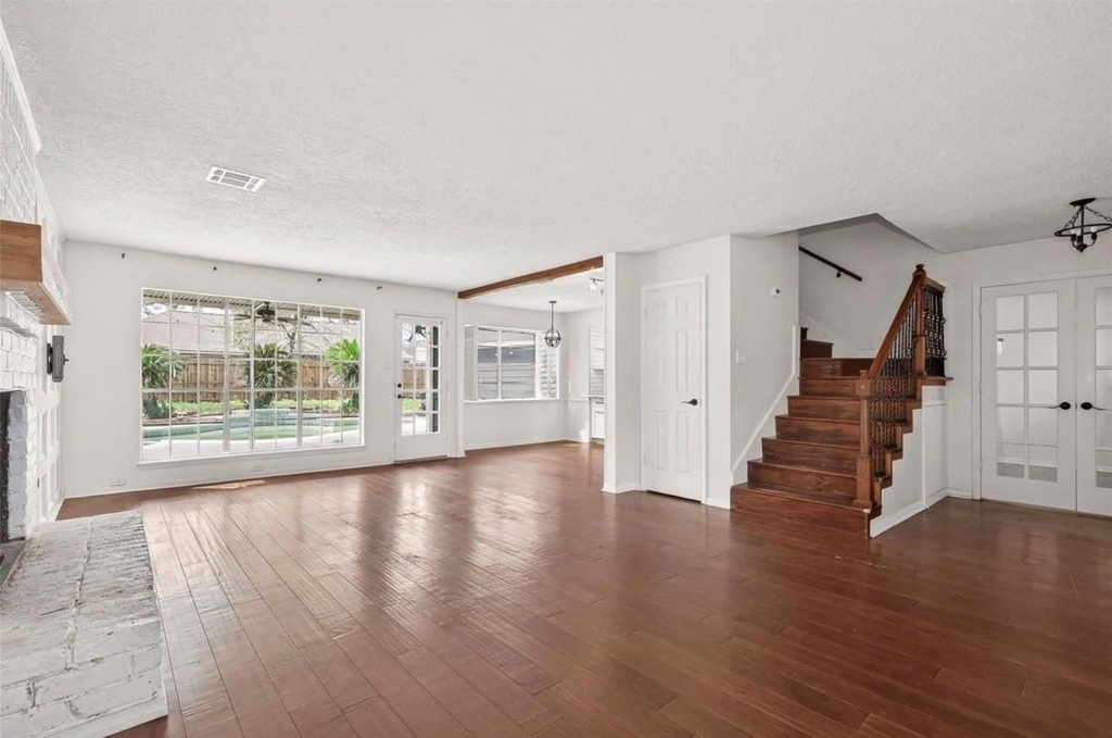 20211 Salzburg Lane - Photo 10