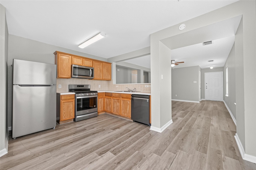 22851 Twisting Pine Drive - Photo 11