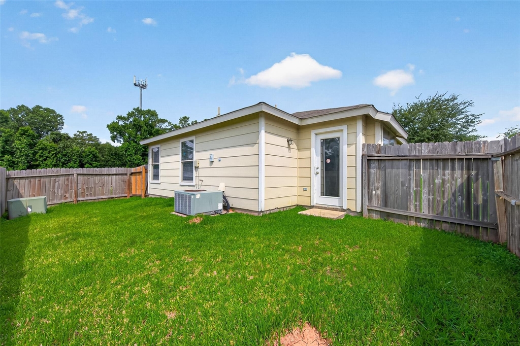 22851 Twisting Pine Drive - Photo 30