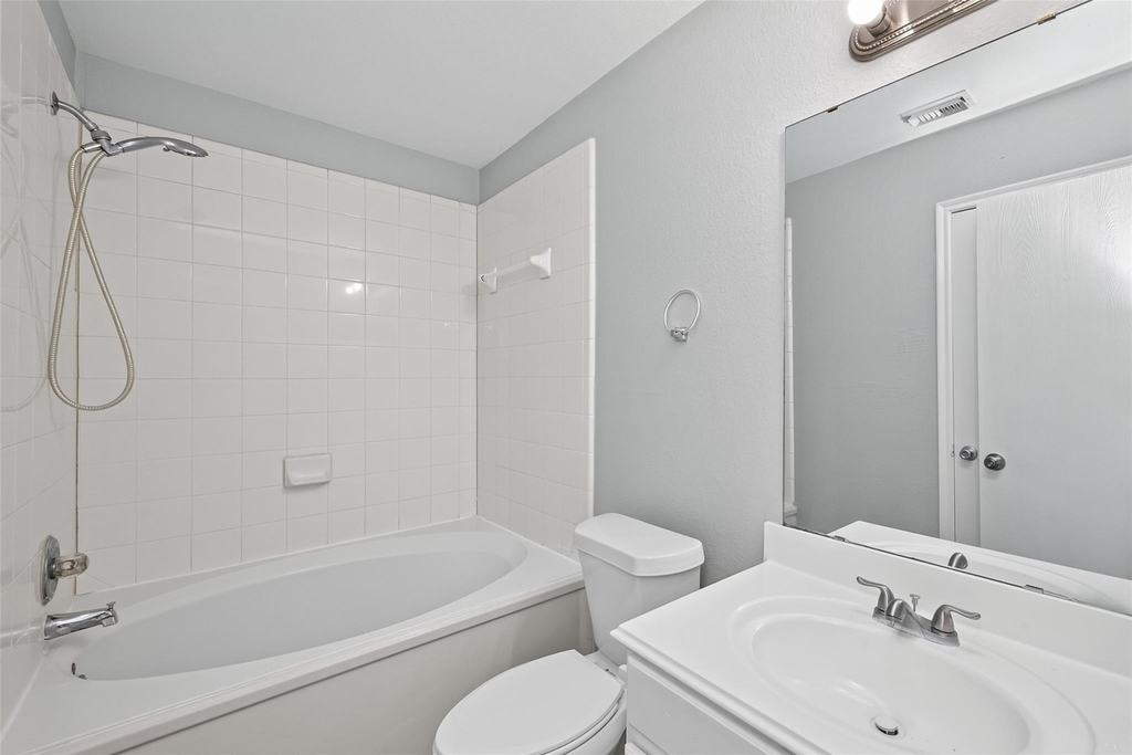 22851 Twisting Pine Drive - Photo 28