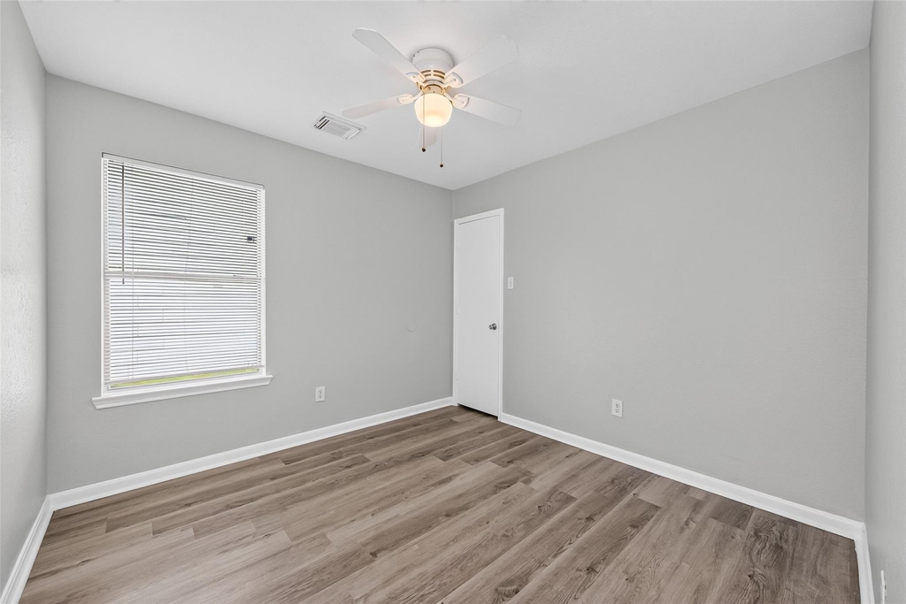 22851 Twisting Pine Drive - Photo 13