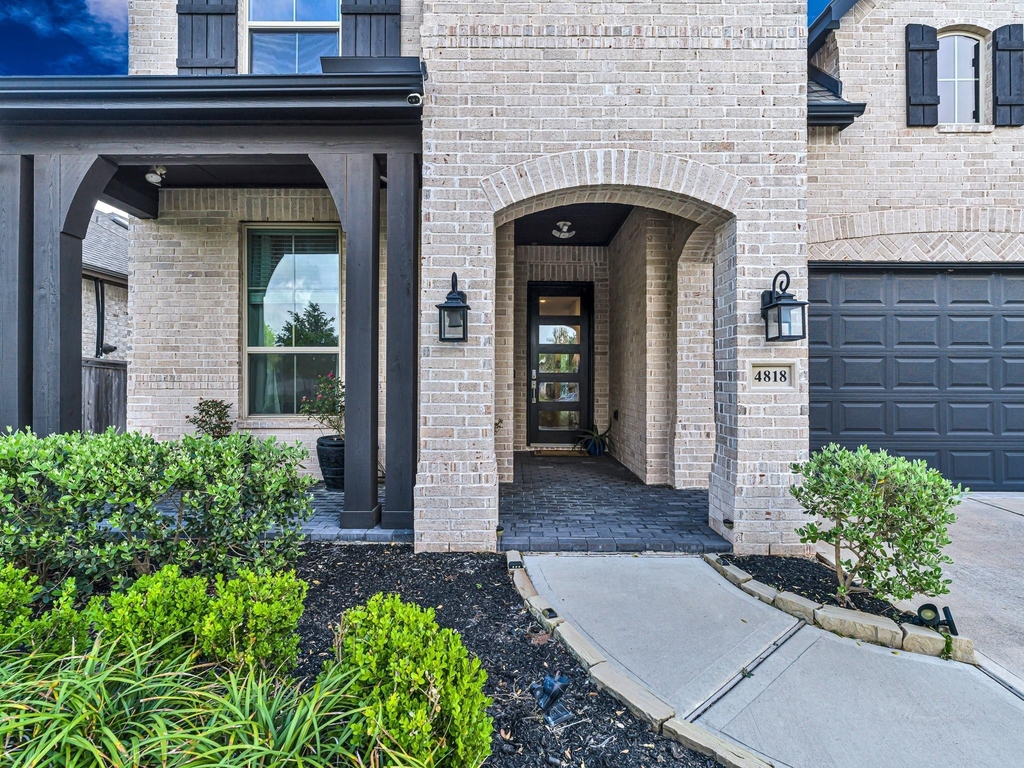 4818 Nodding Thistle Trail - Photo 3