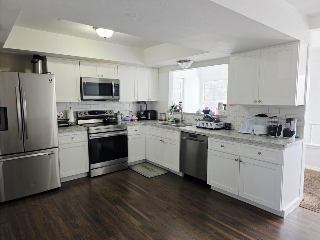 16723 Running Quail Court - Photo 2