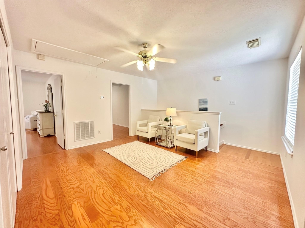 8223 Golf Green Circle - Photo 21